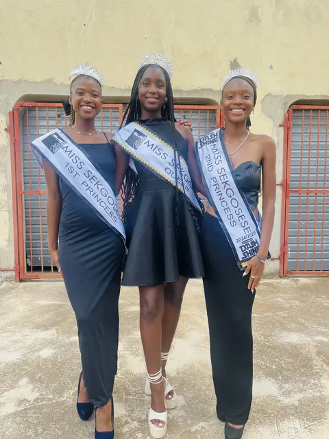 Miss Sekgosese title holders in black evening dresses